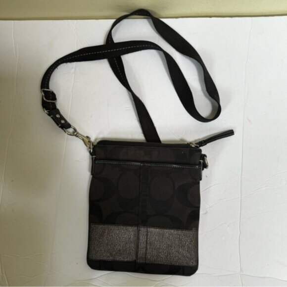 Coach Signature CC Crossbody Shoulder Bag Pocket Metallic Canvas Zip Minimalist - Picture 9 of 16